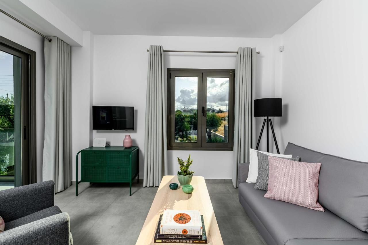 Nama Villa 250M From The Sea Makrýgialos Екстериор снимка