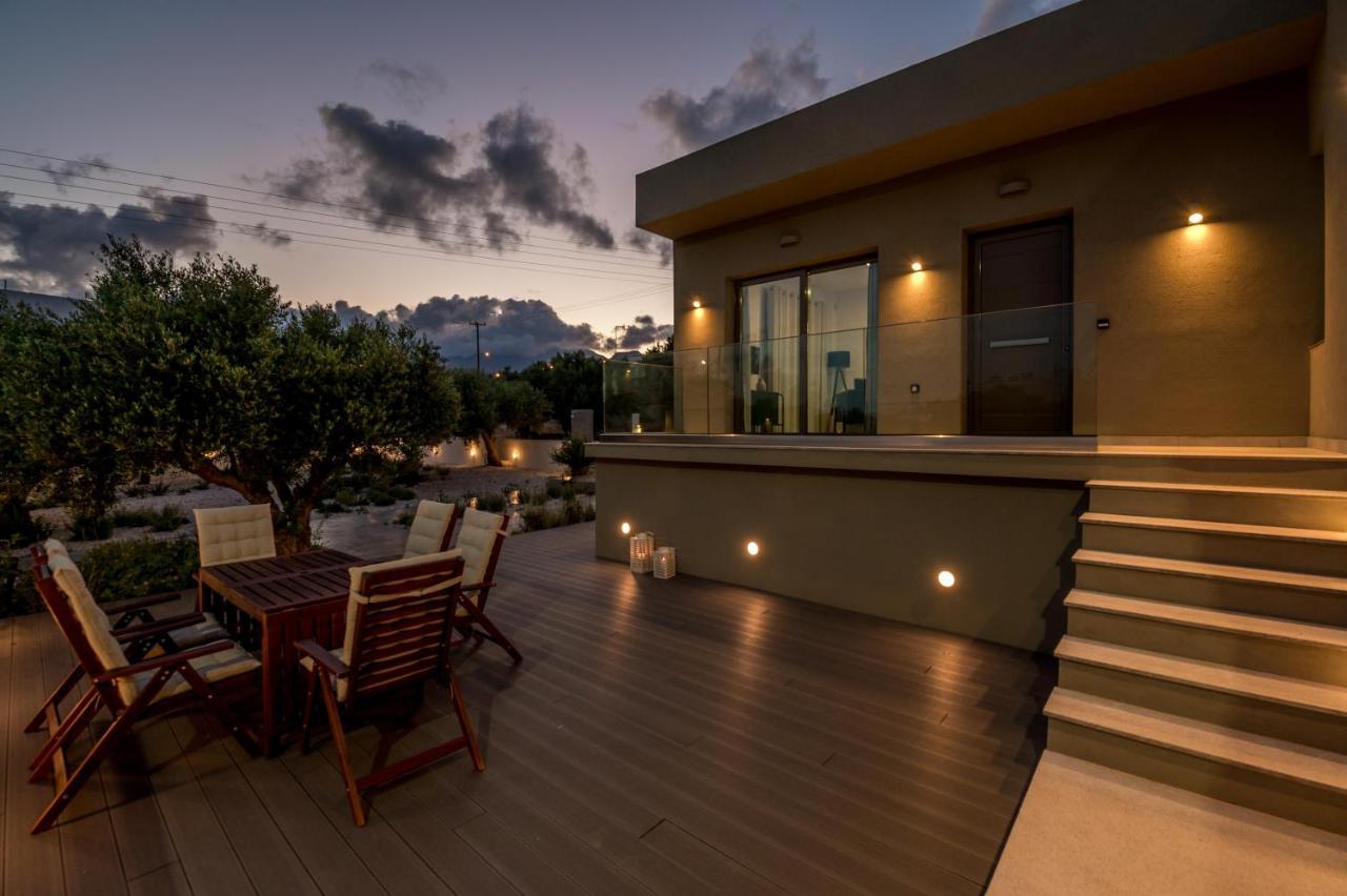 Nama Villa 250M From The Sea Makrýgialos Екстериор снимка