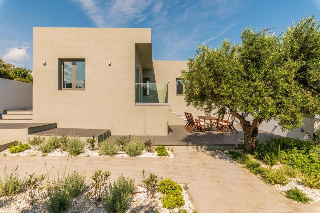 Nama Villa 250M From The Sea Makrýgialos Екстериор снимка